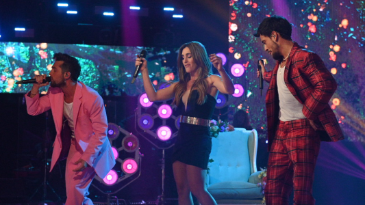 Soledad y MYA cantaron: "Yo no te pido la luna"