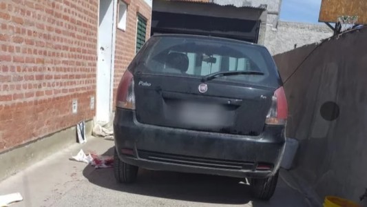Nena de 5 años se cruzó cuando su madre sacaba el auto y murió atropellada