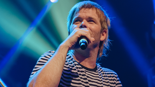 Benjamín Amadeo despidió su álbum "Quiromancia" en el Teatro Vorterix