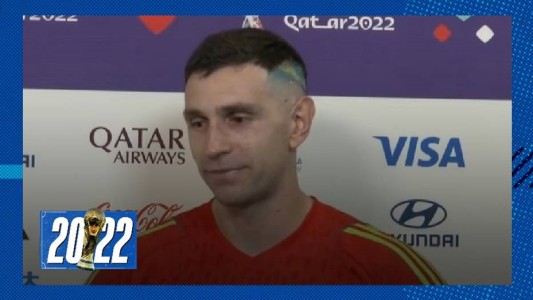 "Dibu" Martínez: "Terminamos sufriendo, pero es ahí donde se ve el equipo"