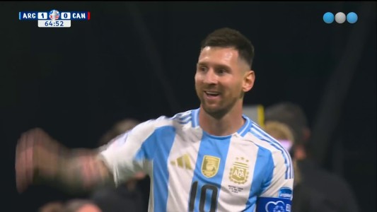 ¡No se puede creer el gol que se perdió Lionel Messi! - Argentina vs. Canadá - Copa América 2024