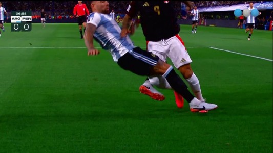 Reclaman penal de Nicolás Otamendi - Argentina vs. Perú - Eliminatorias Sudamericanas 2026