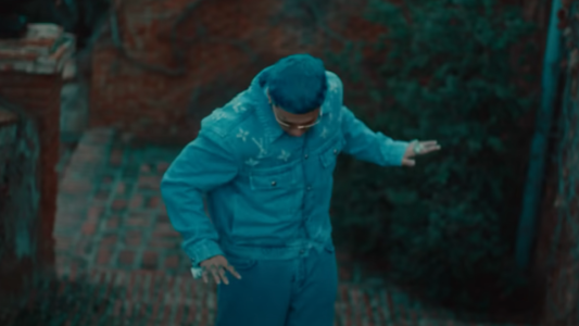 Blessd estrenó "Argentina" junto a Midel, Alan Gómez y Elixir