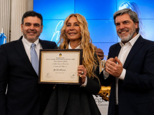 Cris Morena fue declarada Personalidad Destacada de la Cultura: el conmovedor mensaje a su familia y fans