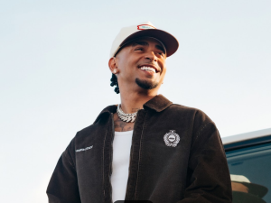 Ozuna sigue apostando al reggaetón romántico con el estreno de "Mi yo de antes"