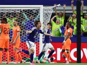 Japón remontó el partido y empató 2-2 con Países Bajos en su debut