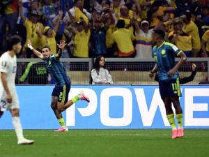 Colombia superó 3-1 a Uzbekistán en la primera fecha del Grupo K