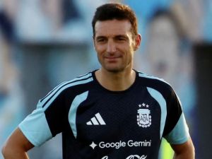 Scaloni sigue de cerca a los lesionados y espera hasta último momento para definir reemplazos