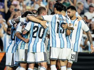 La Selección argentina inicia la defensa del título ante Argelia en Kansas