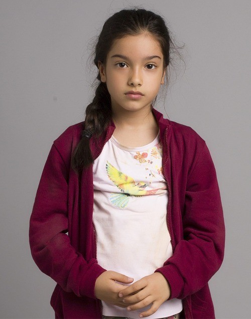 Nisan Cesmeli